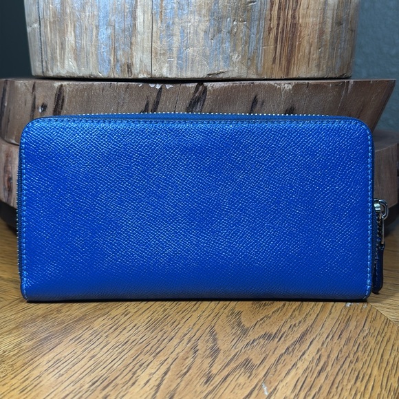 HTF COLOR COACH ACCORDION ZIP WALLET - Picture 3 of 13